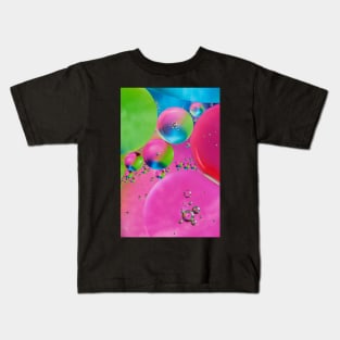 Colorful close up of oil drops in water Kids T-Shirt